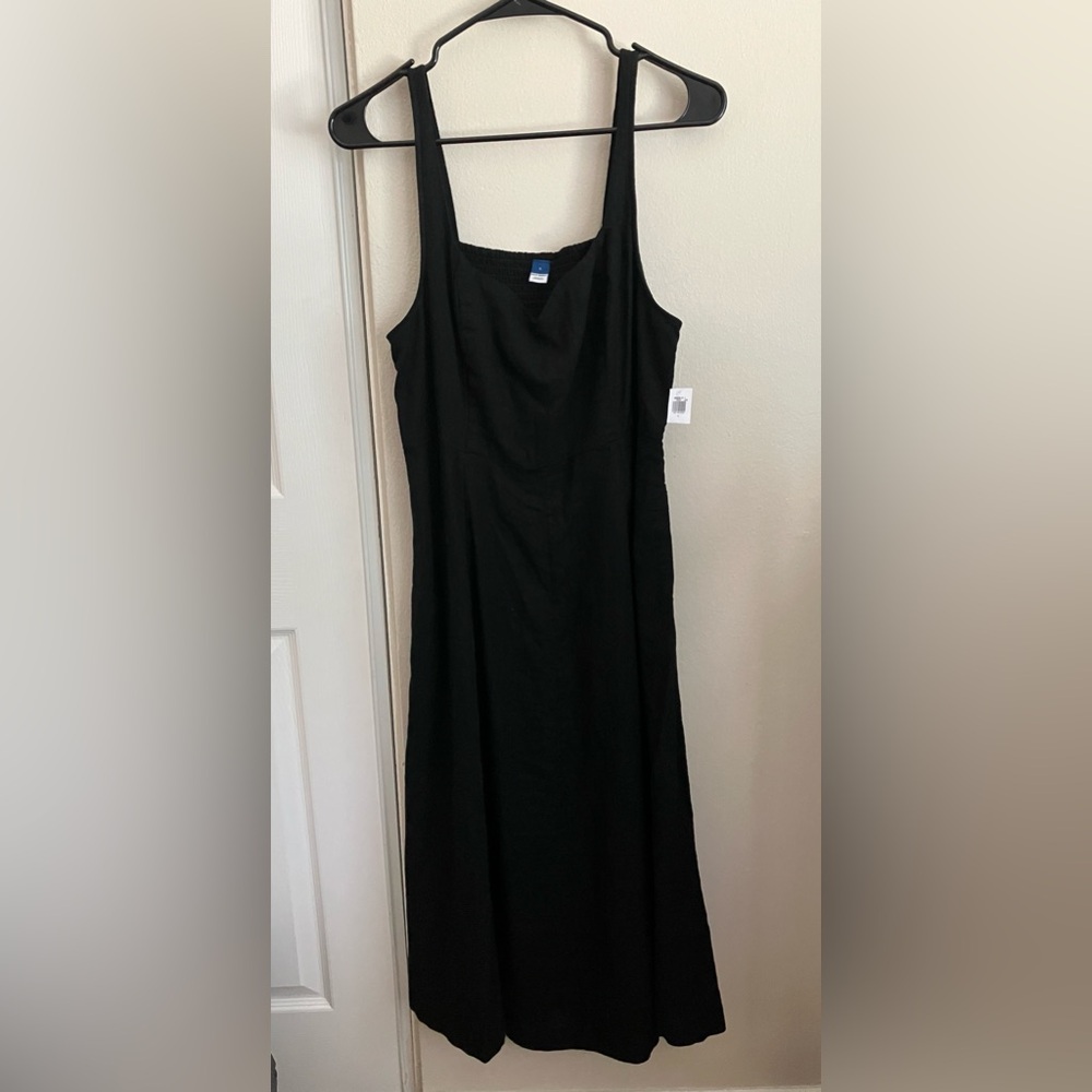 Old Navy Black Sleeveless Cowl Neck Sheath Dress